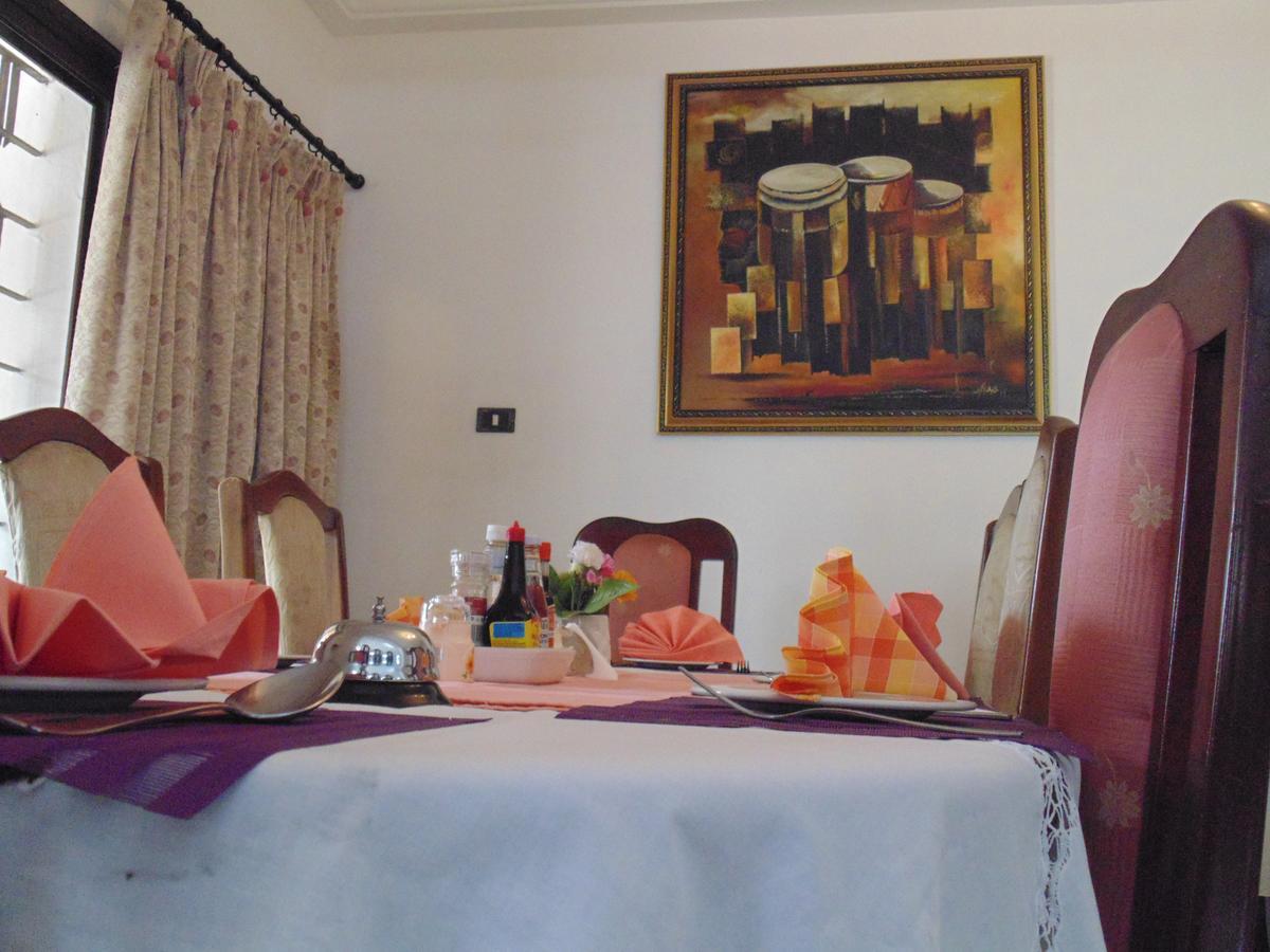 Lavender Lodge Hotel Аккра Екстер'єр фото