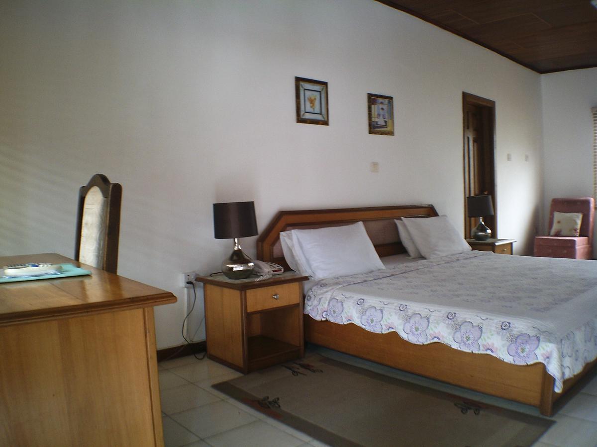 Lavender Lodge Hotel Аккра Екстер'єр фото