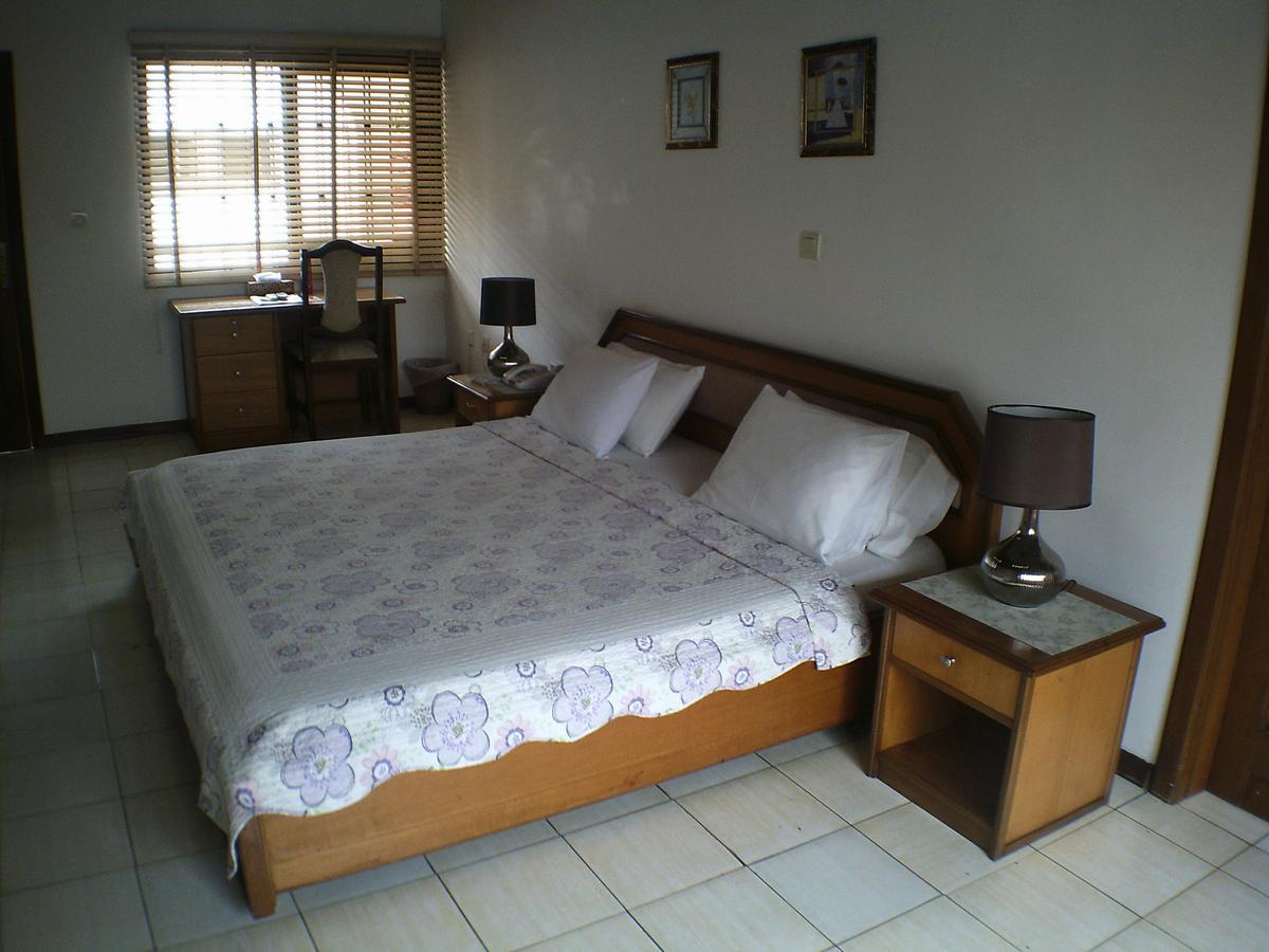 Lavender Lodge Hotel Аккра Екстер'єр фото